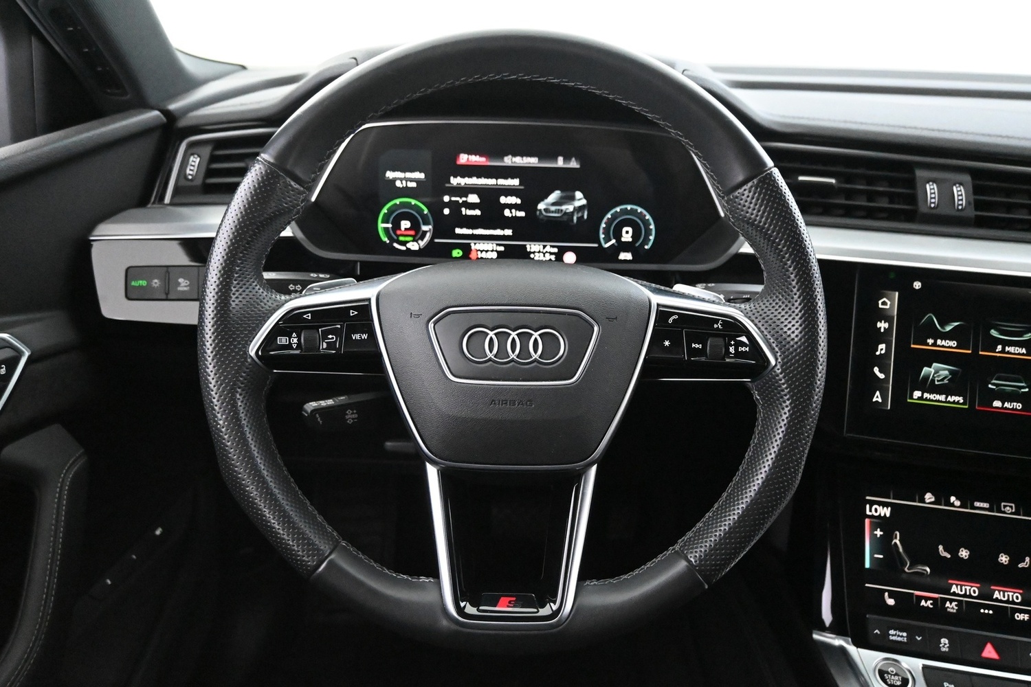 Audi e-tron vaihtoauto