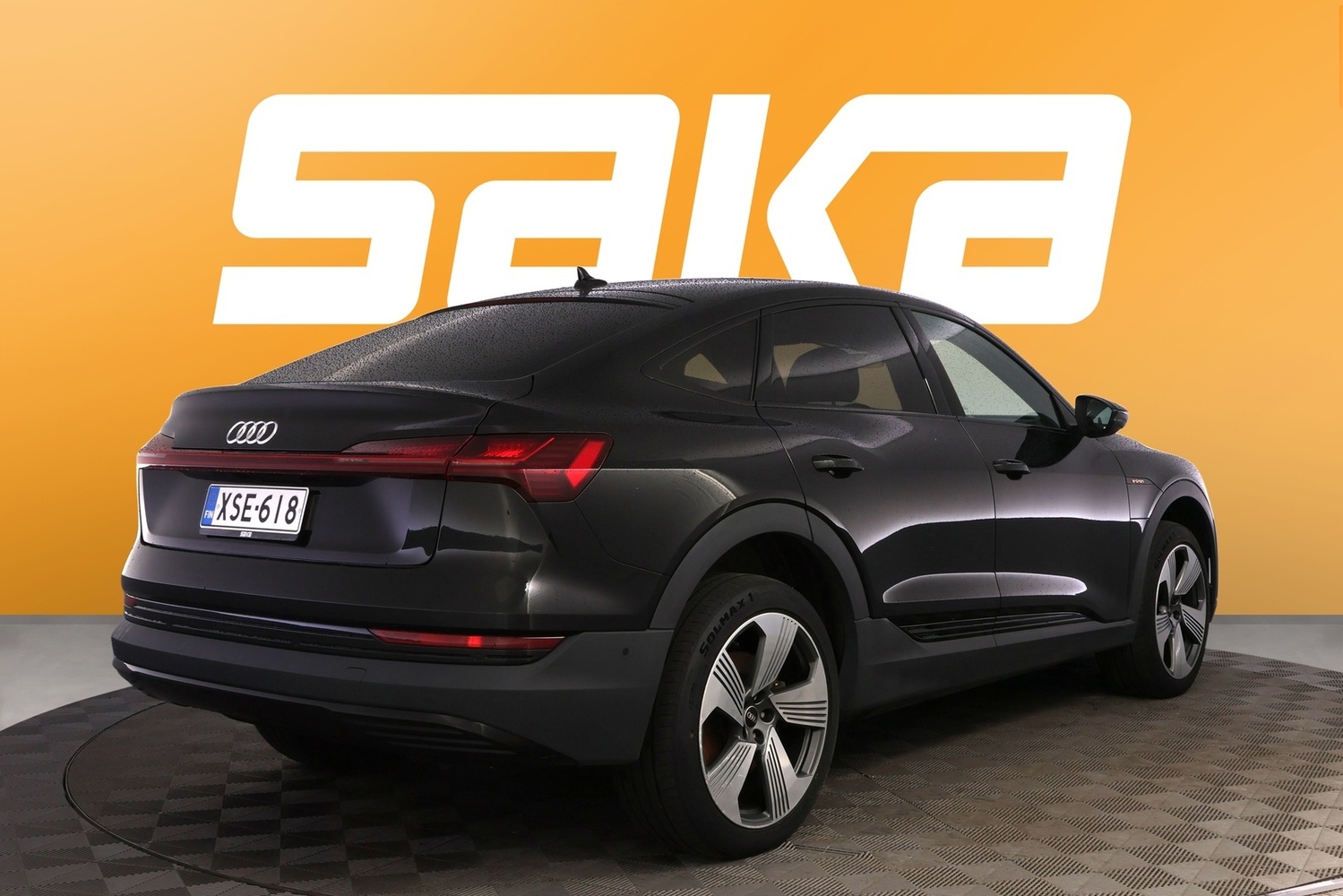Audi e-tron vaihtoauto