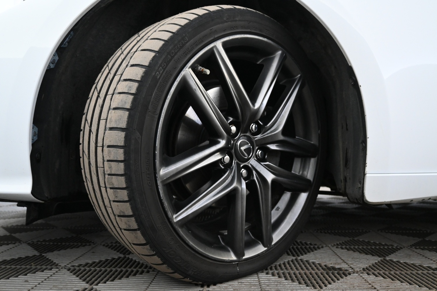 Lexus IS vaihtoauto