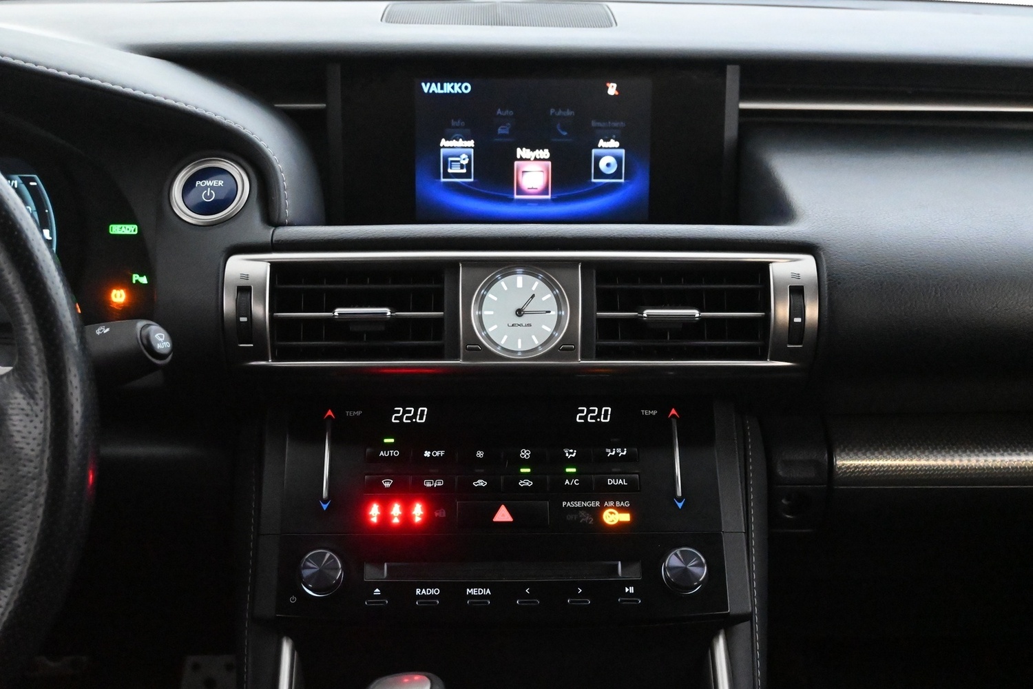 Lexus IS vaihtoauto