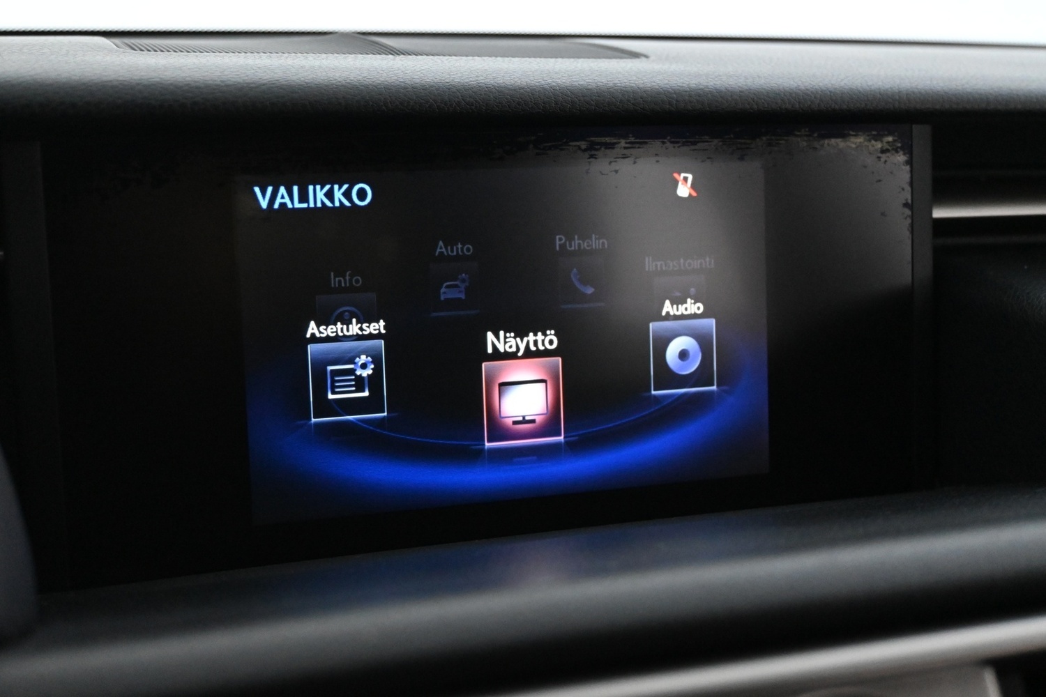 Lexus IS vaihtoauto