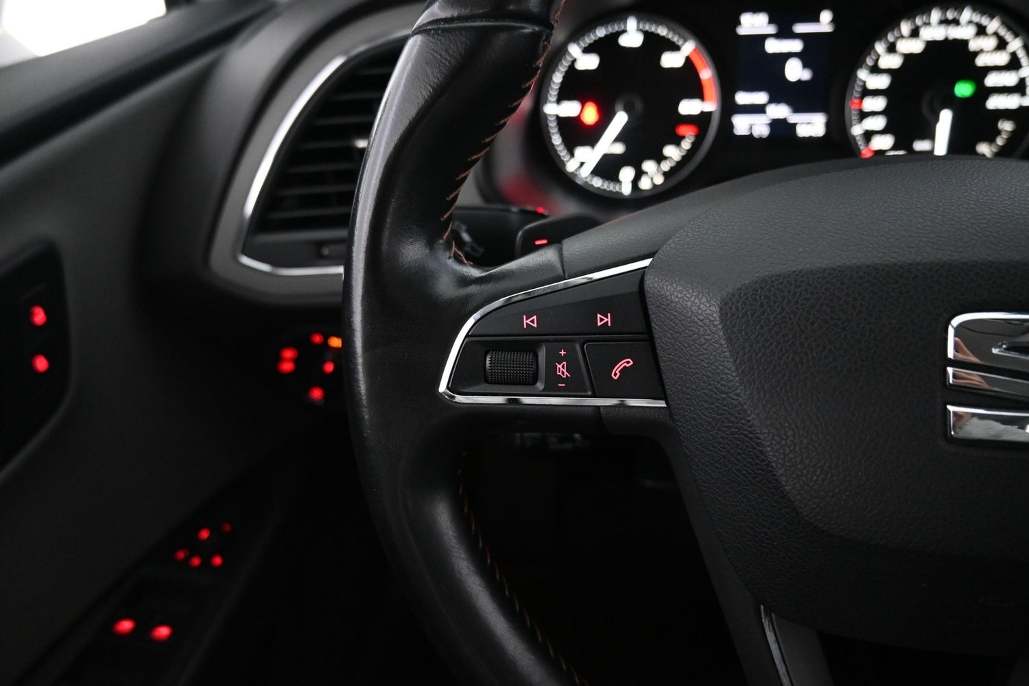 SEAT Leon X-Perience vaihtoauto