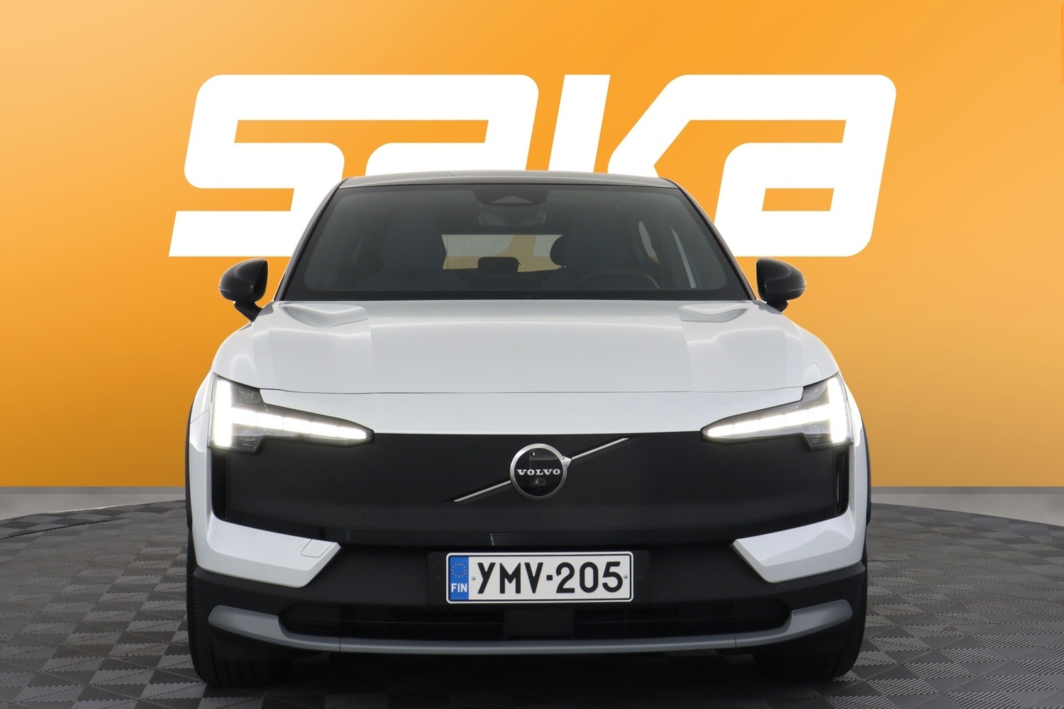 Volvo EX30 Cross Country vaihtoauto
