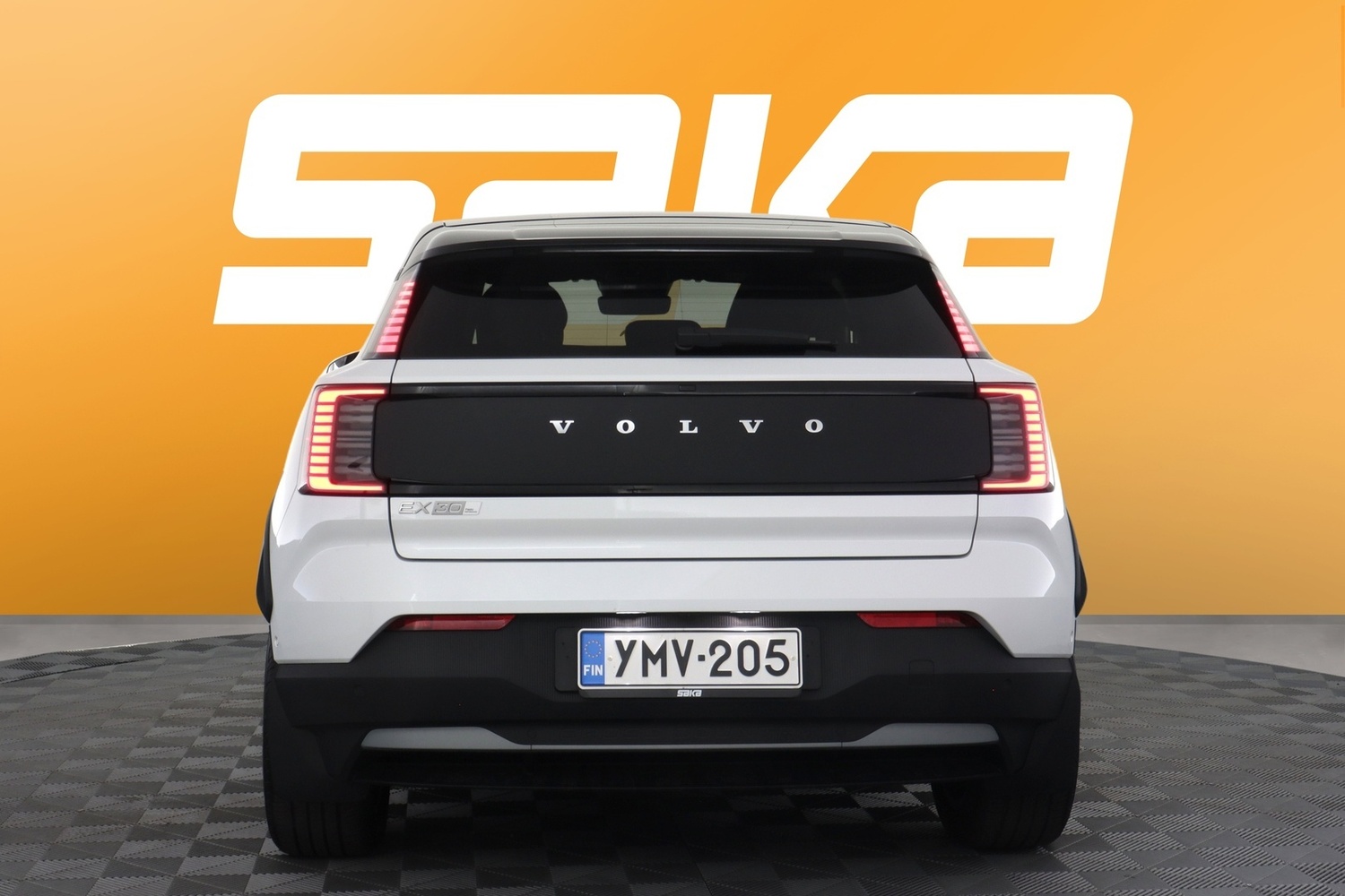 Volvo EX30 Cross Country vaihtoauto