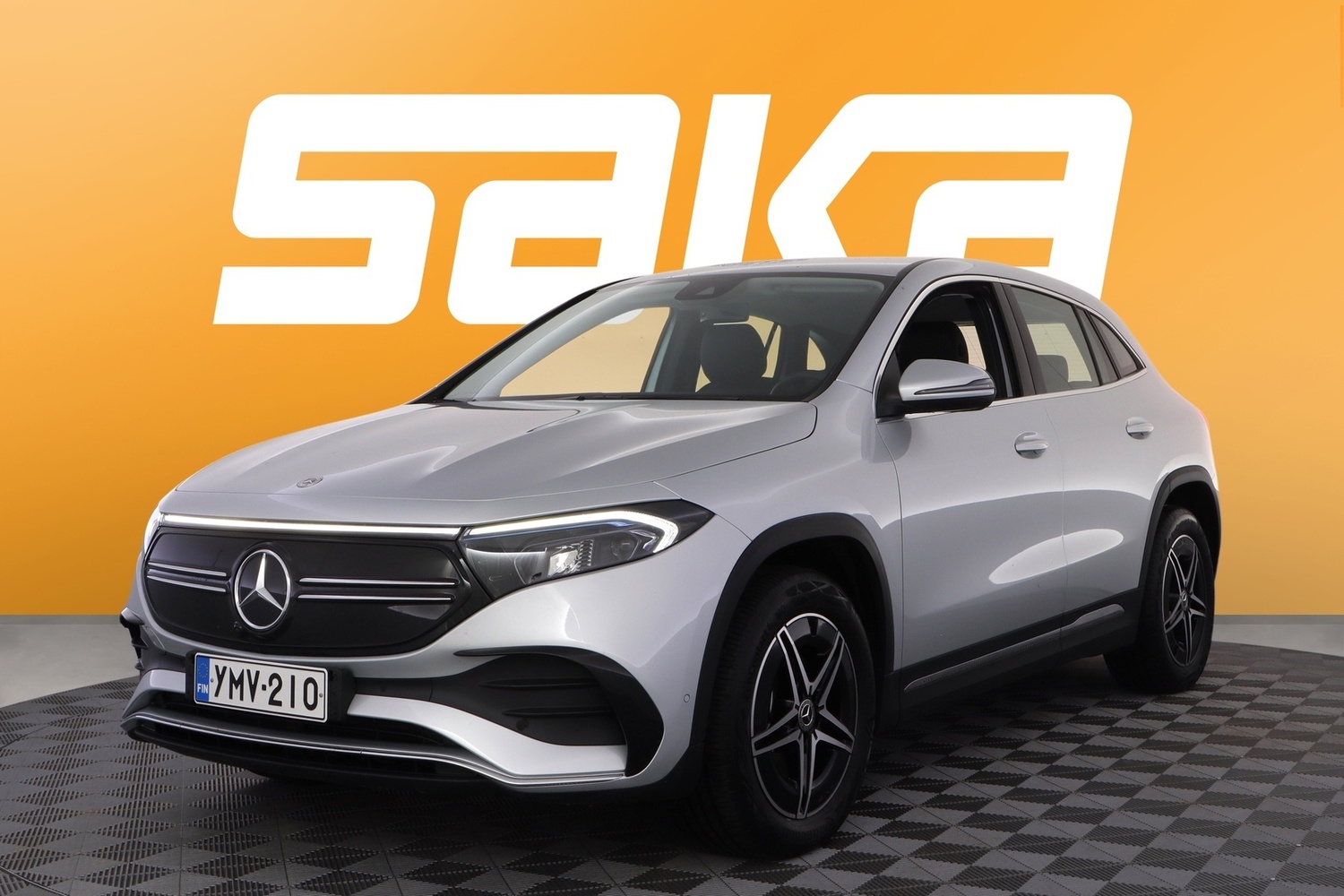 Mercedes-Benz EQA vaihtoauto