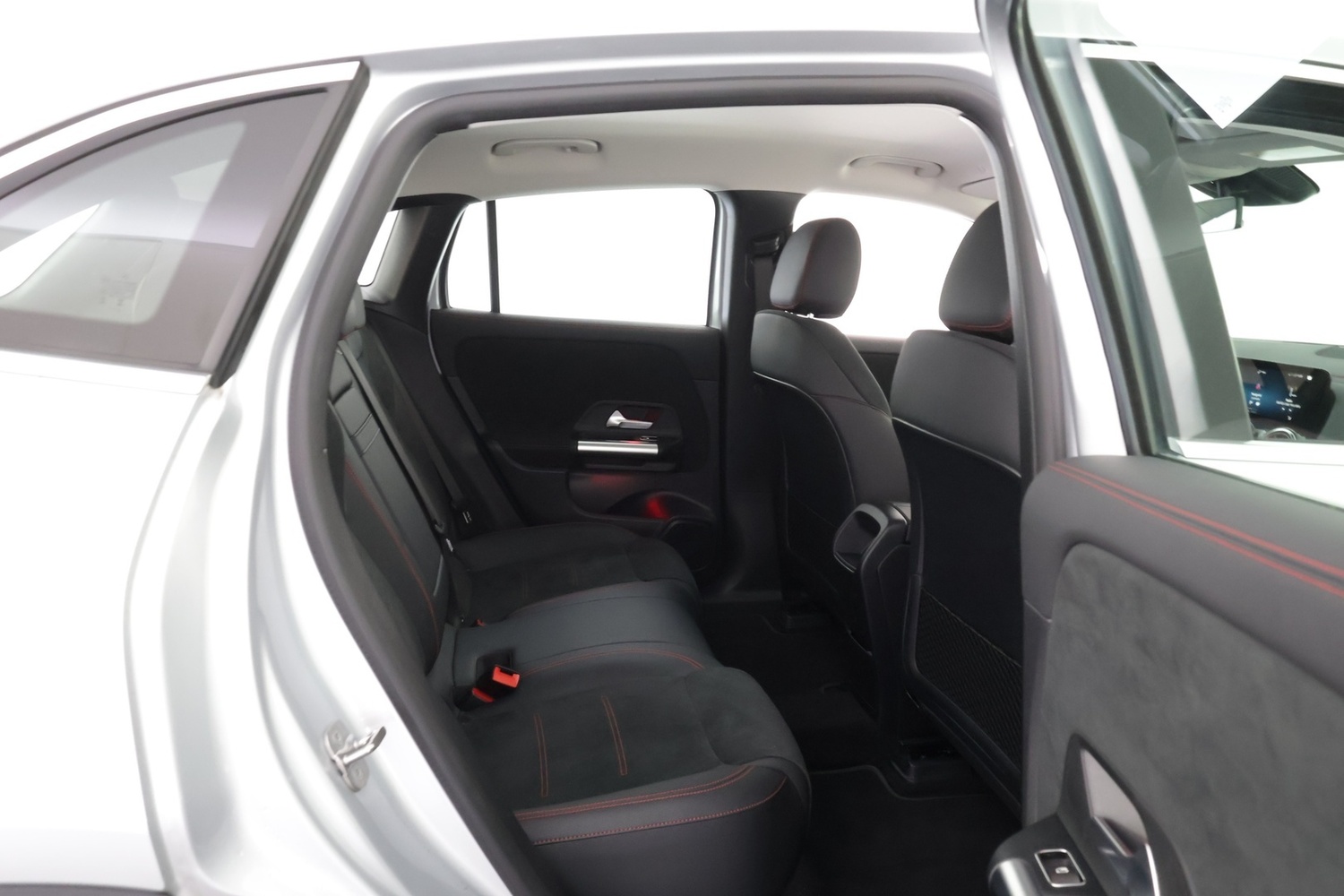 Mercedes-Benz EQA vaihtoauto
