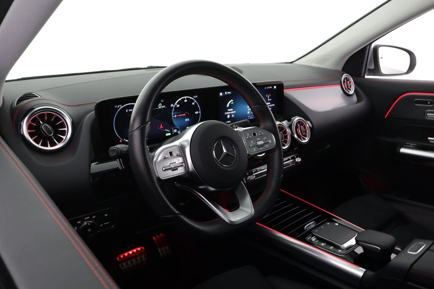 Mercedes-Benz EQA vaihtoauto