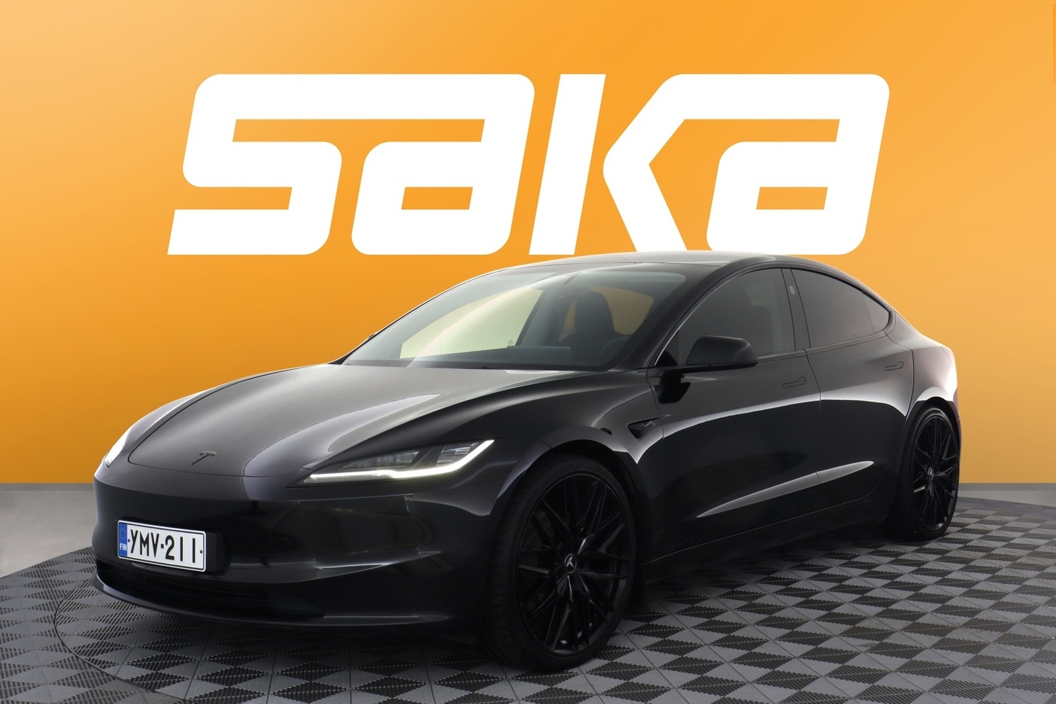 Tesla Model 3 vaihtoauto