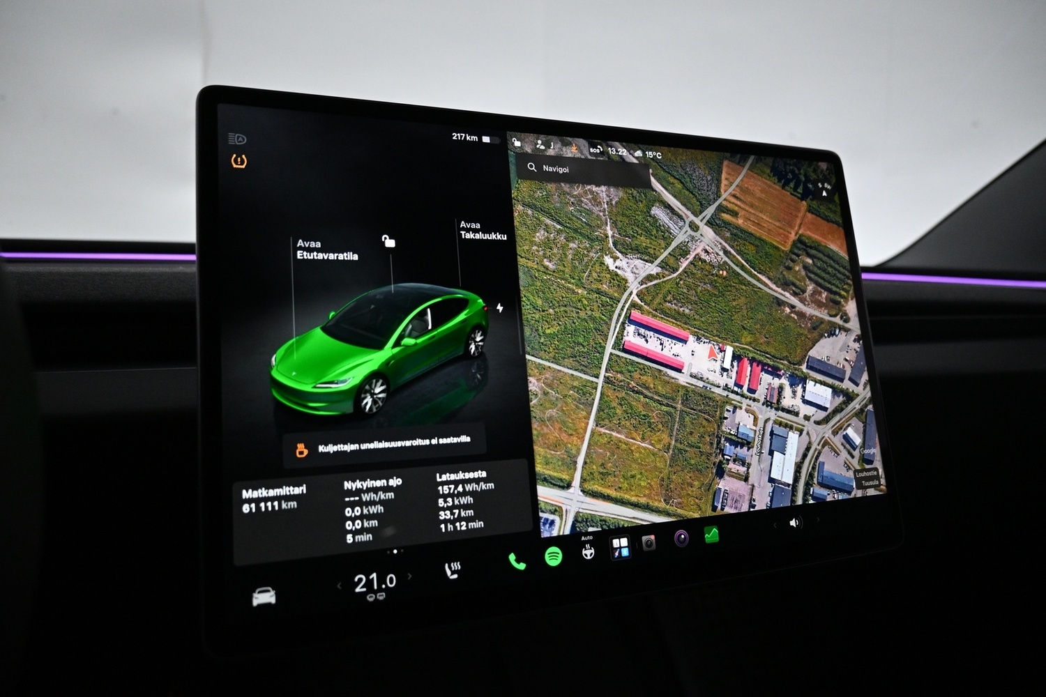 Tesla Model 3 vaihtoauto