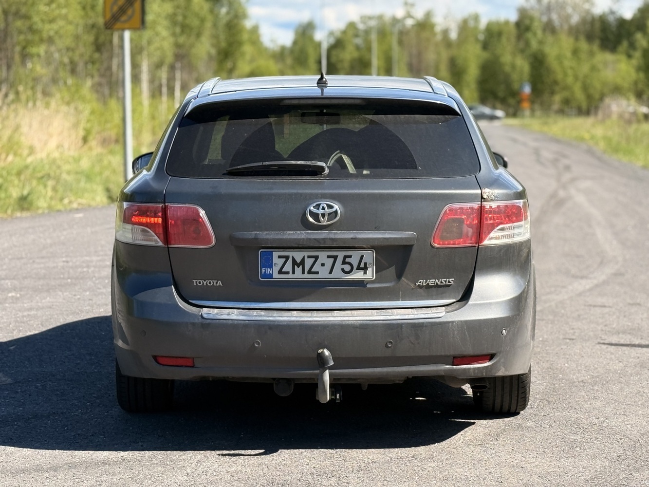 Toyota Avensis vaihtoauto