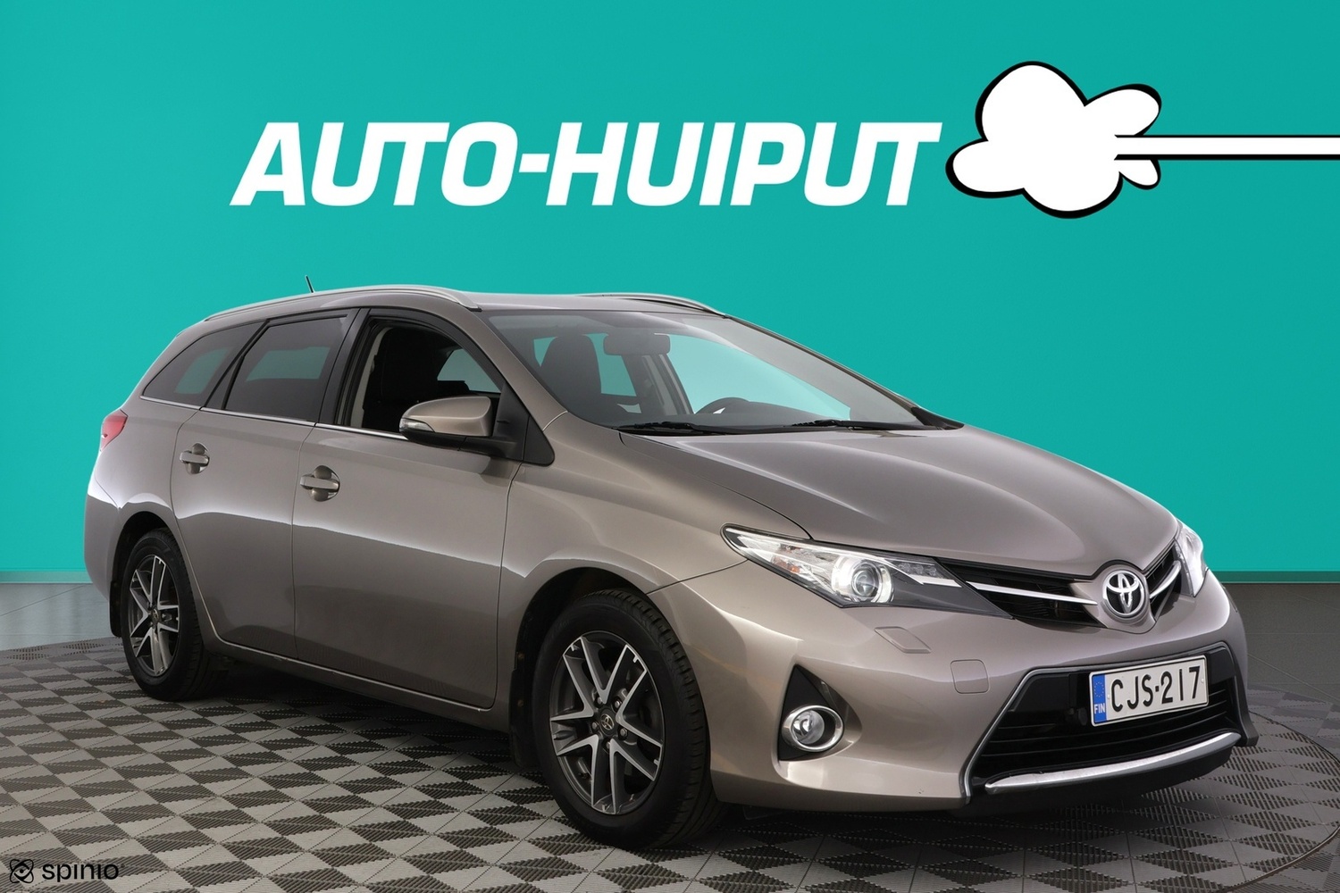 Toyota Auris vaihtoauto