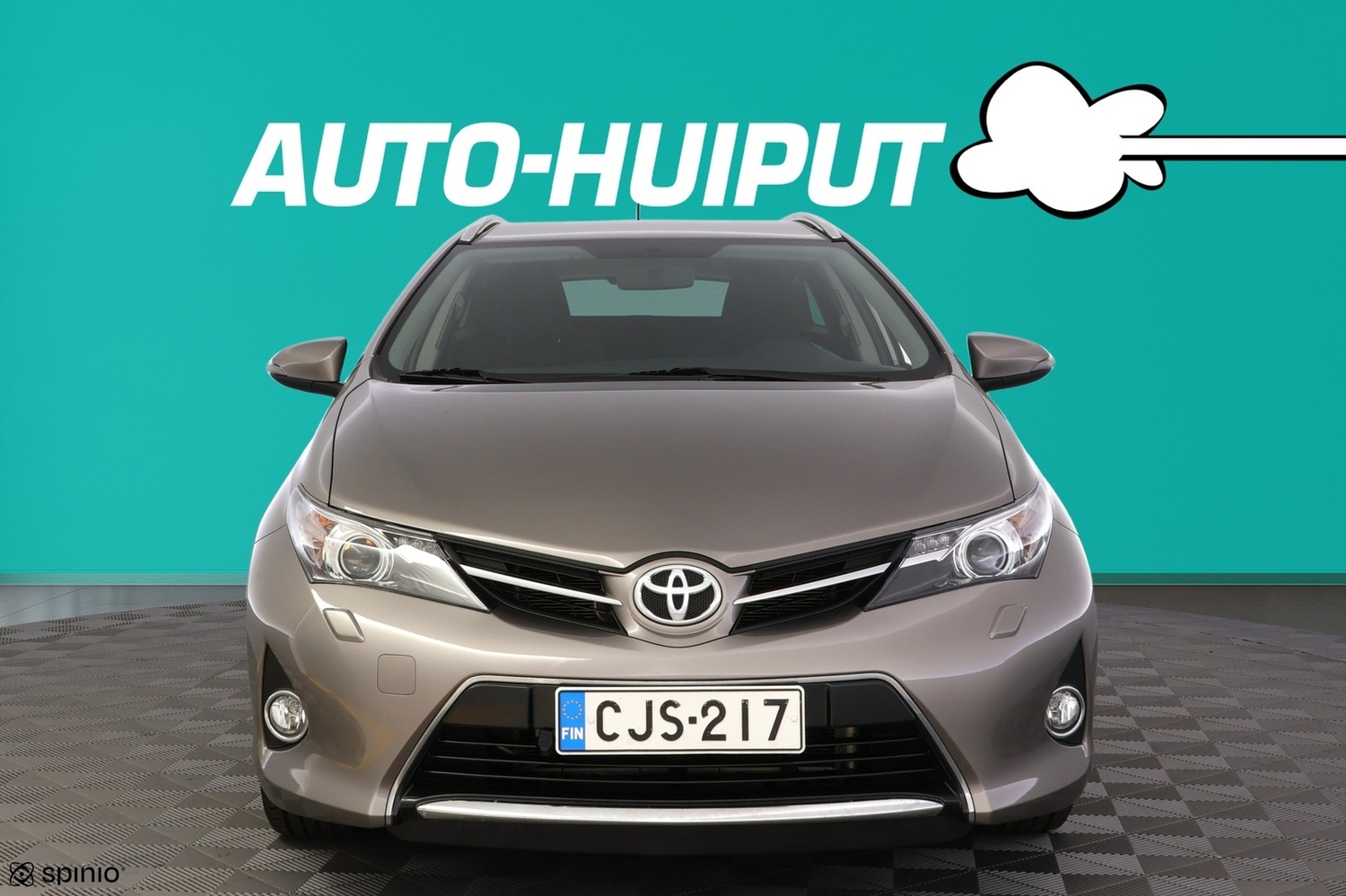Toyota Auris vaihtoauto