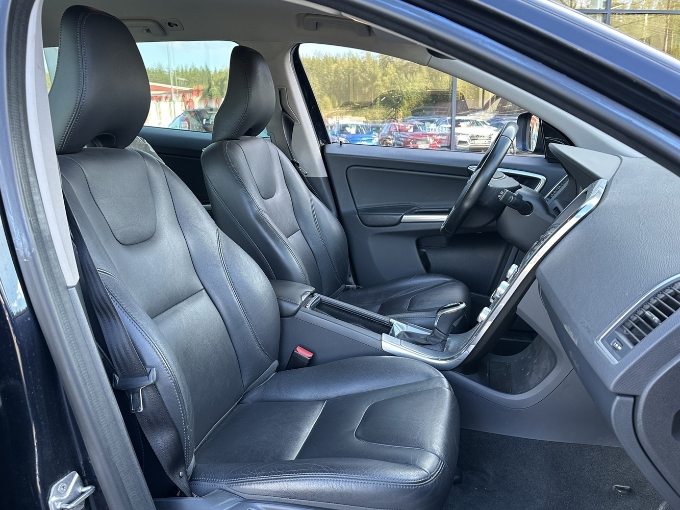 Volvo XC60 vaihtoauto