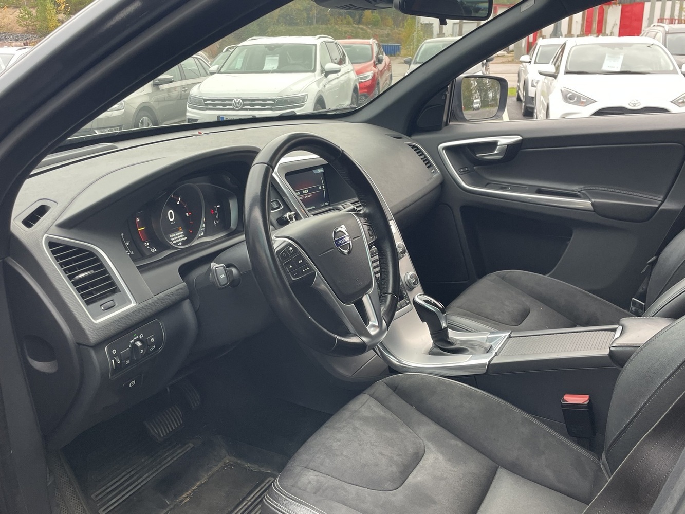 Volvo XC60 vaihtoauto