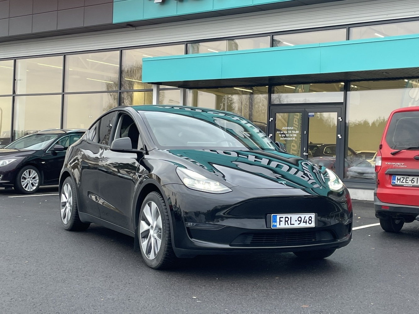 Tesla Model Y vaihtoauto