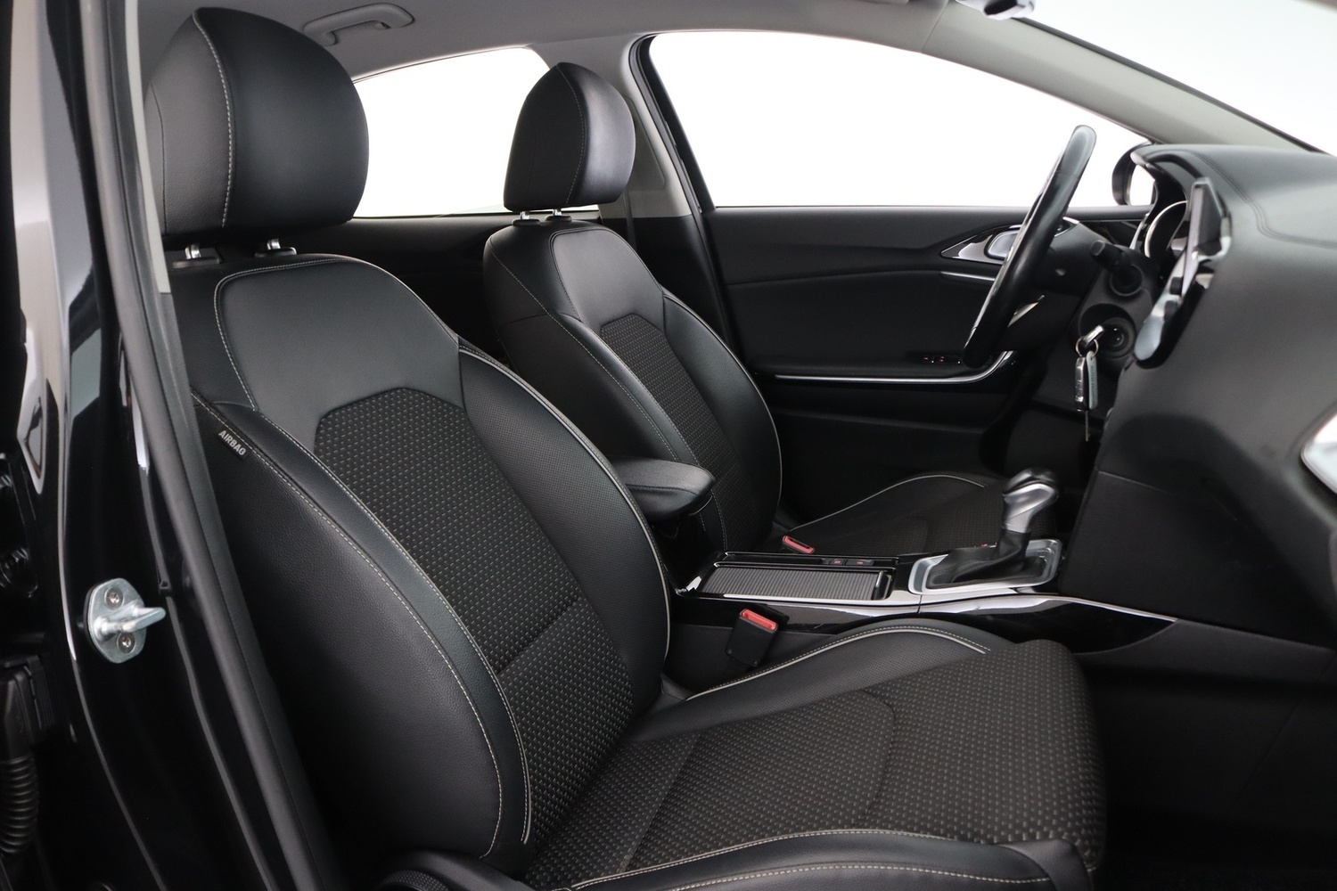 Kia XCeed vaihtoauto