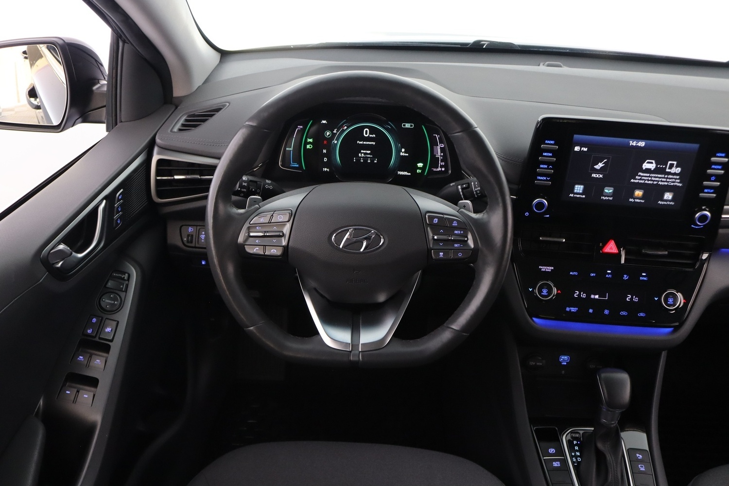 Hyundai IONIQ hybrid vaihtoauto