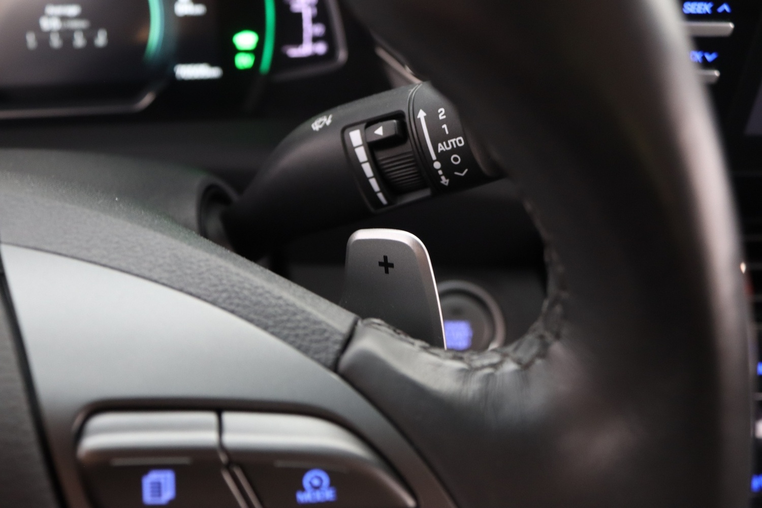 Hyundai IONIQ hybrid vaihtoauto