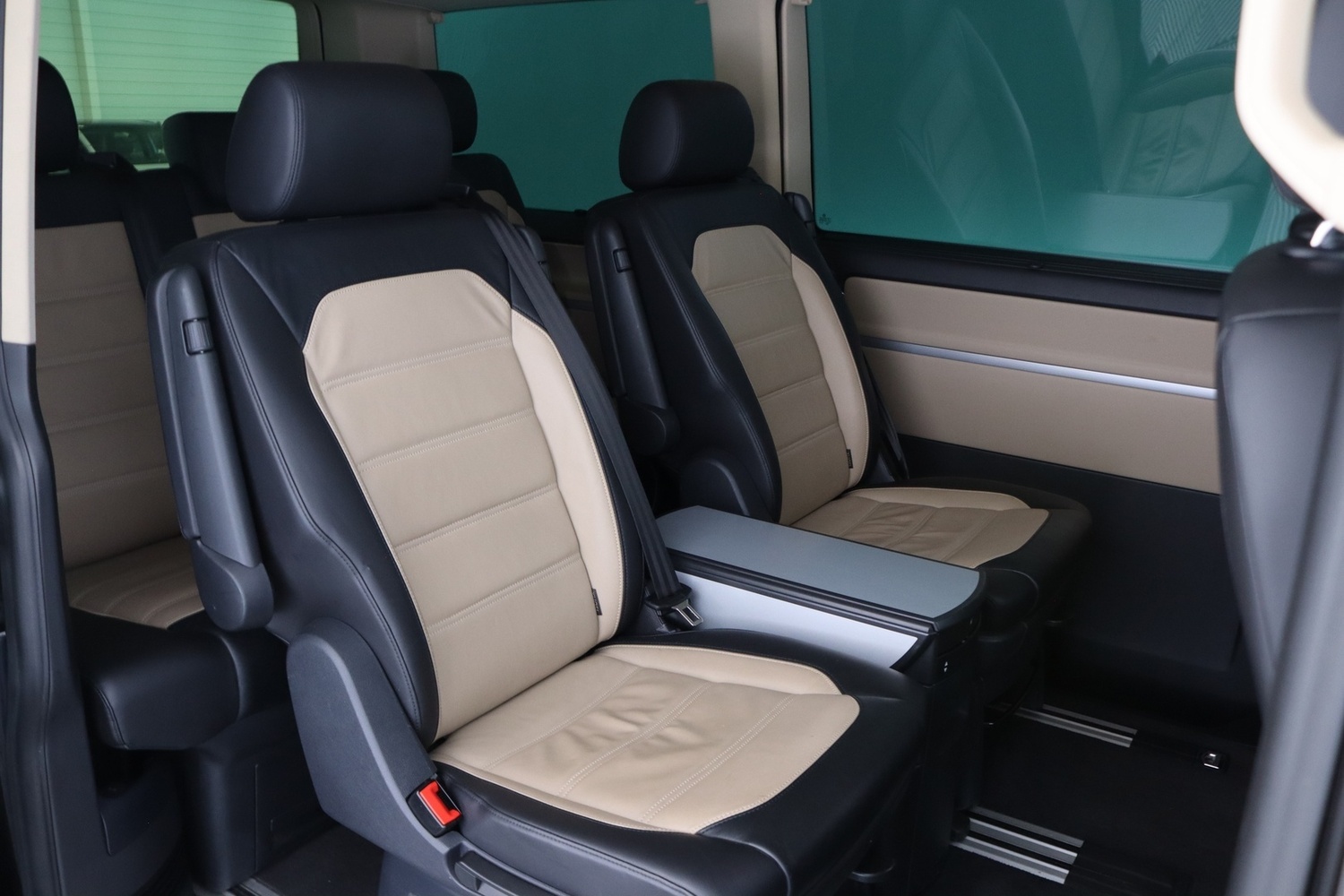 Volkswagen Multivan vaihtoauto