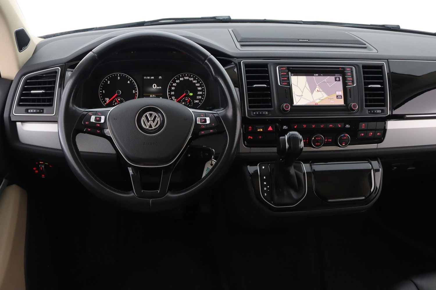 Volkswagen Multivan vaihtoauto