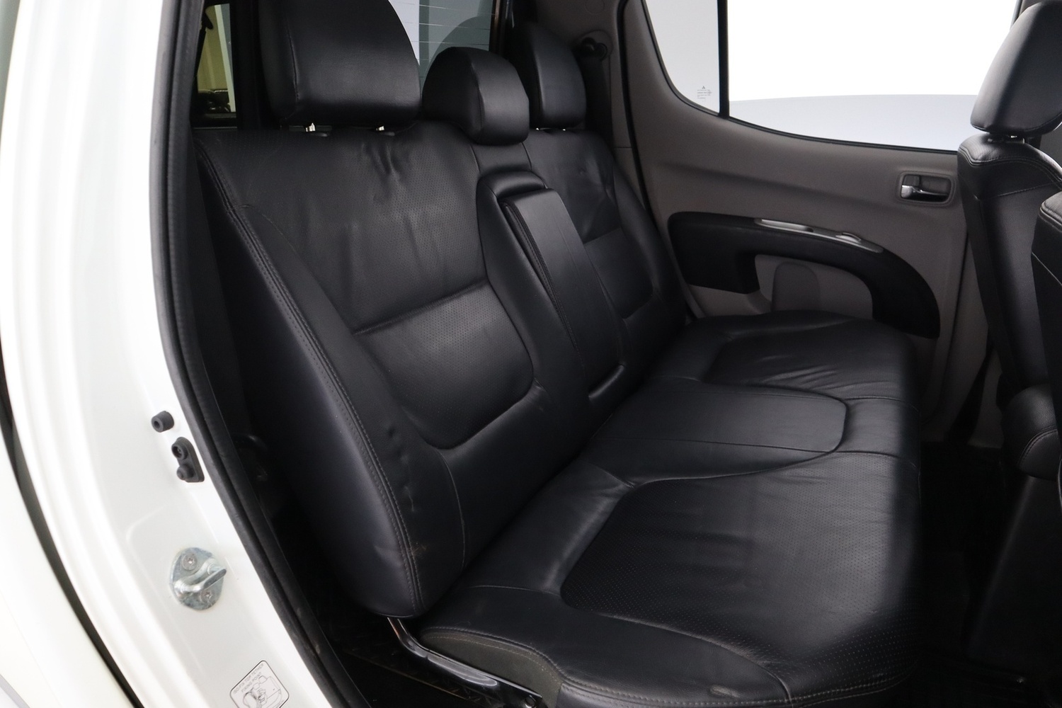 Mitsubishi L200 vaihtoauto