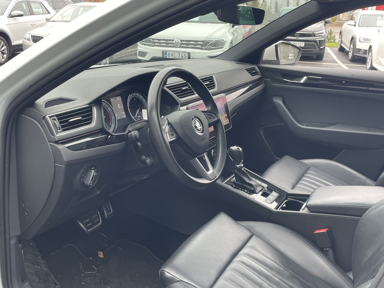 Skoda Superb vaihtoauto