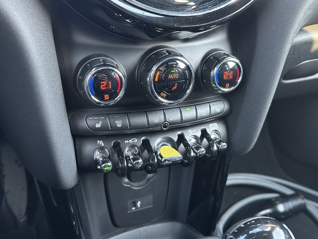 Mini Cooper vaihtoauto