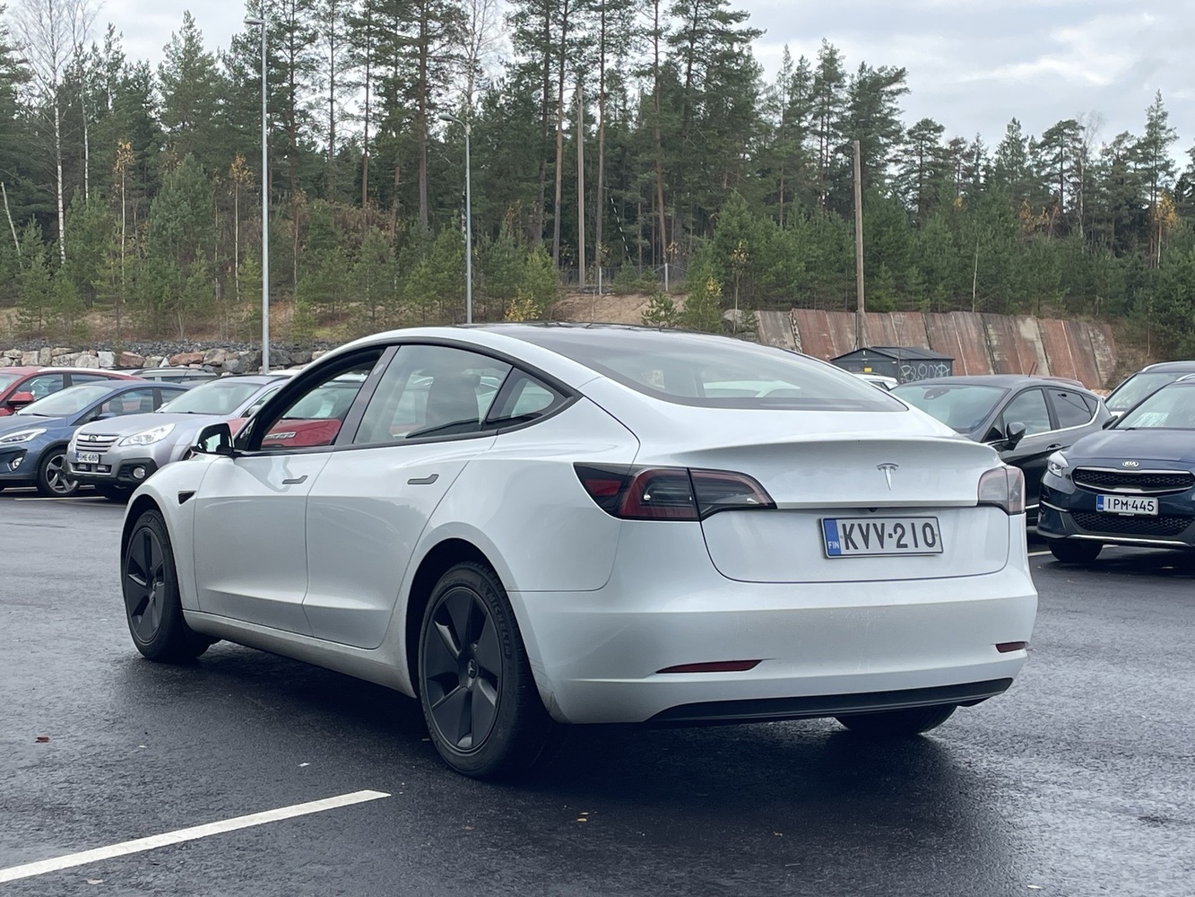 Tesla Model 3 vaihtoauto