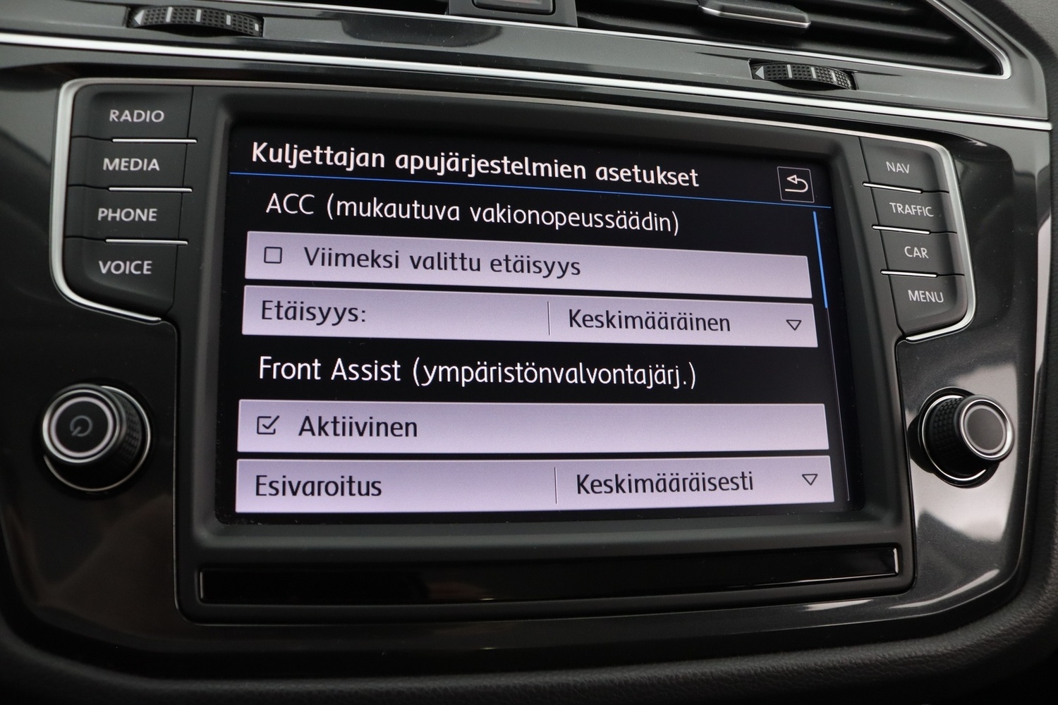 Volkswagen Tiguan vaihtoauto