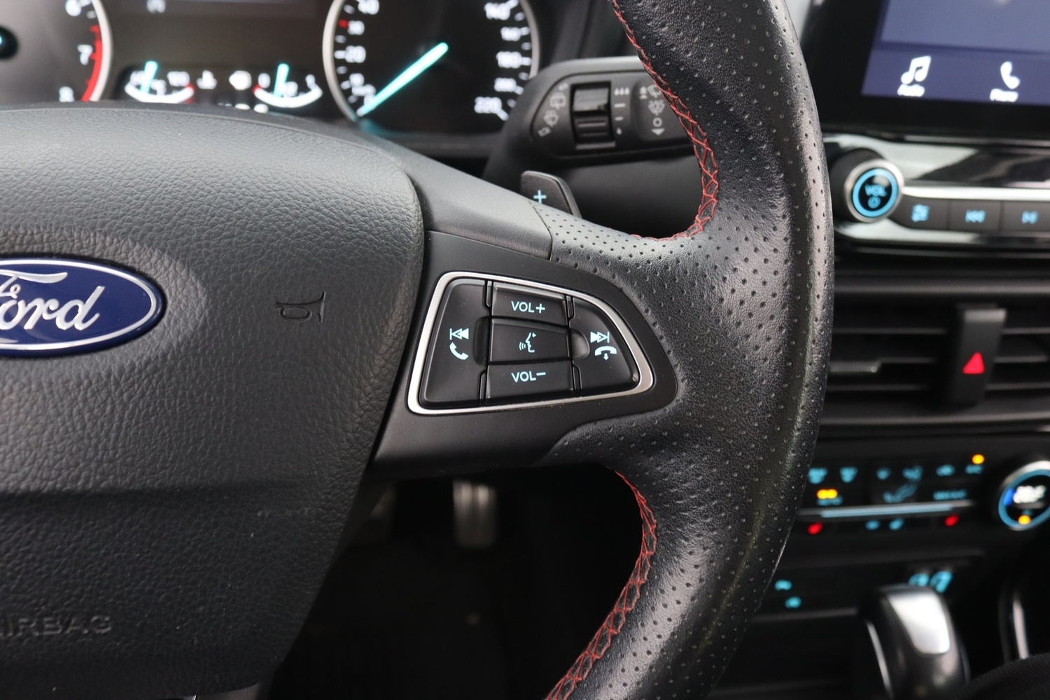 Ford Ecosport vaihtoauto