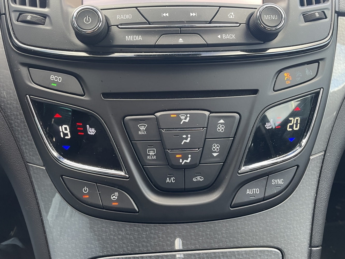 Opel Insignia vaihtoauto