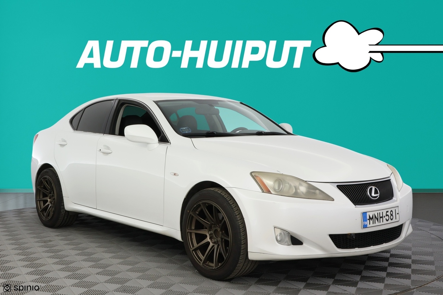 Lexus IS vaihtoauto