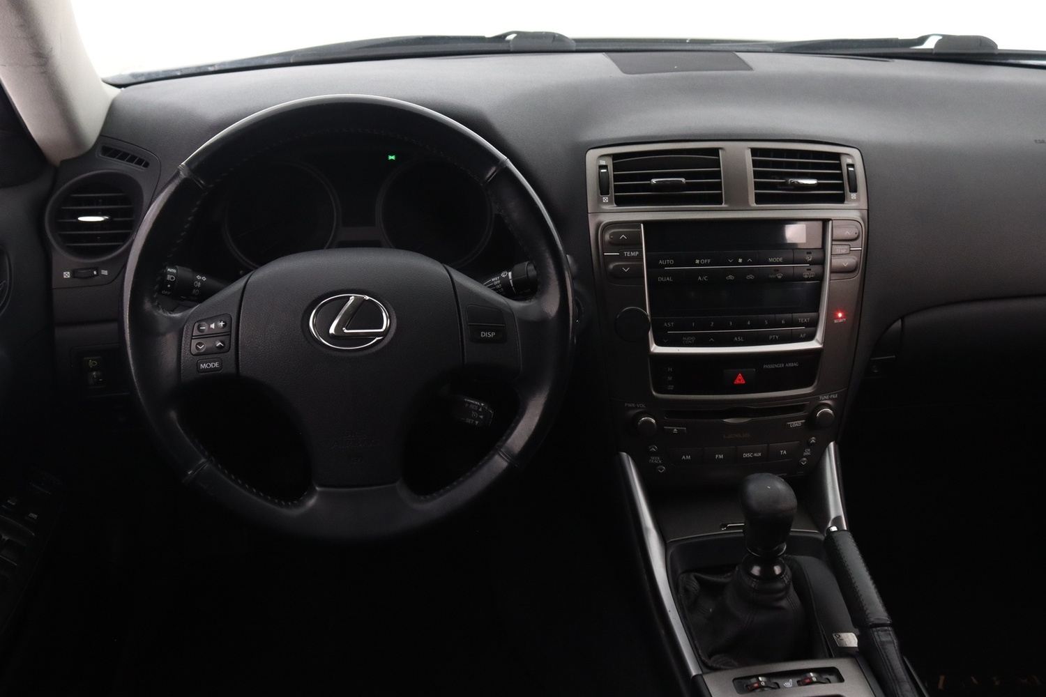 Lexus IS vaihtoauto