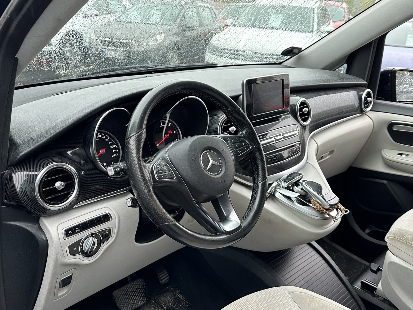 Mercedes-Benz V vaihtoauto