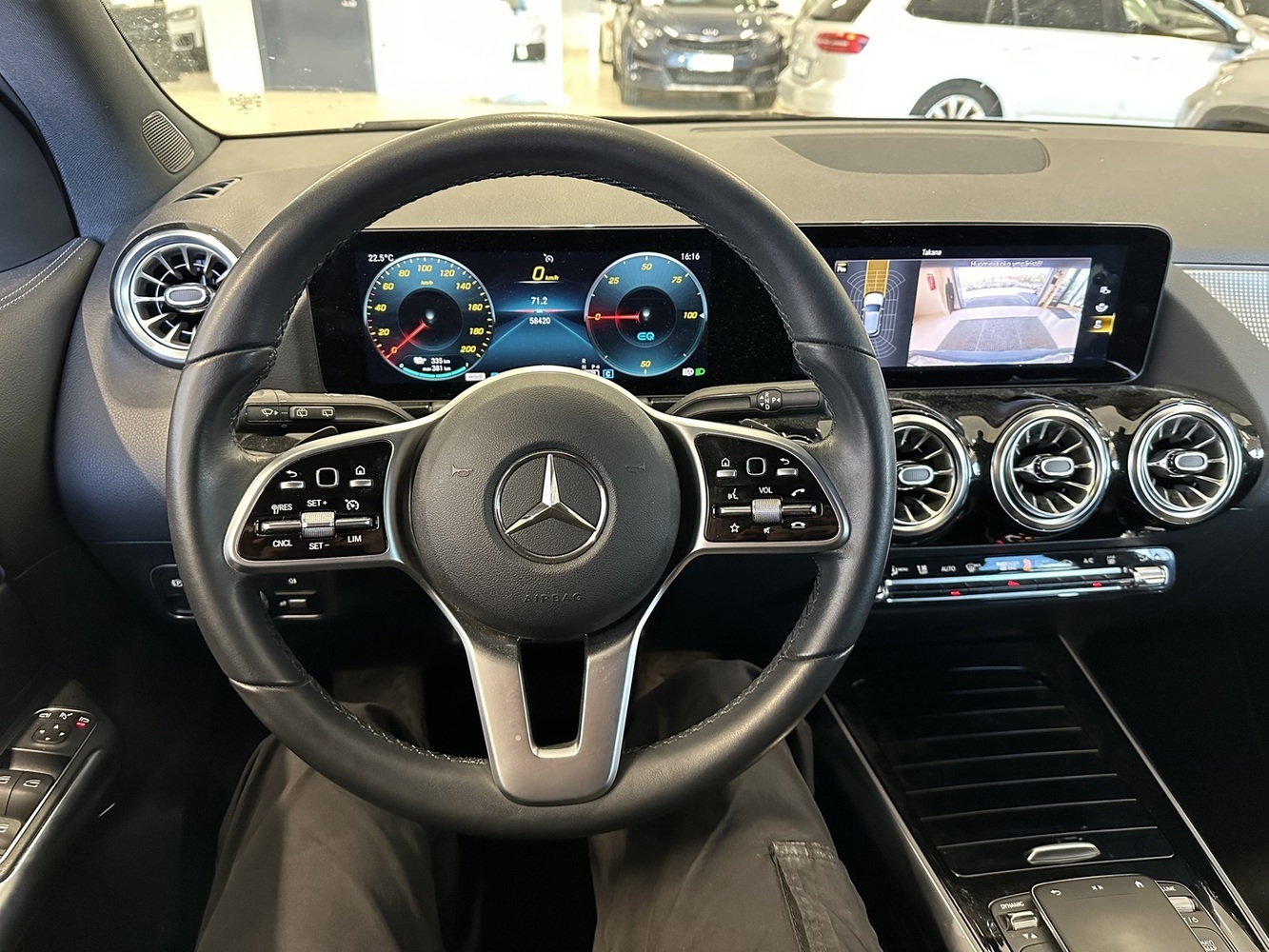 Mercedes-Benz EQA vaihtoauto