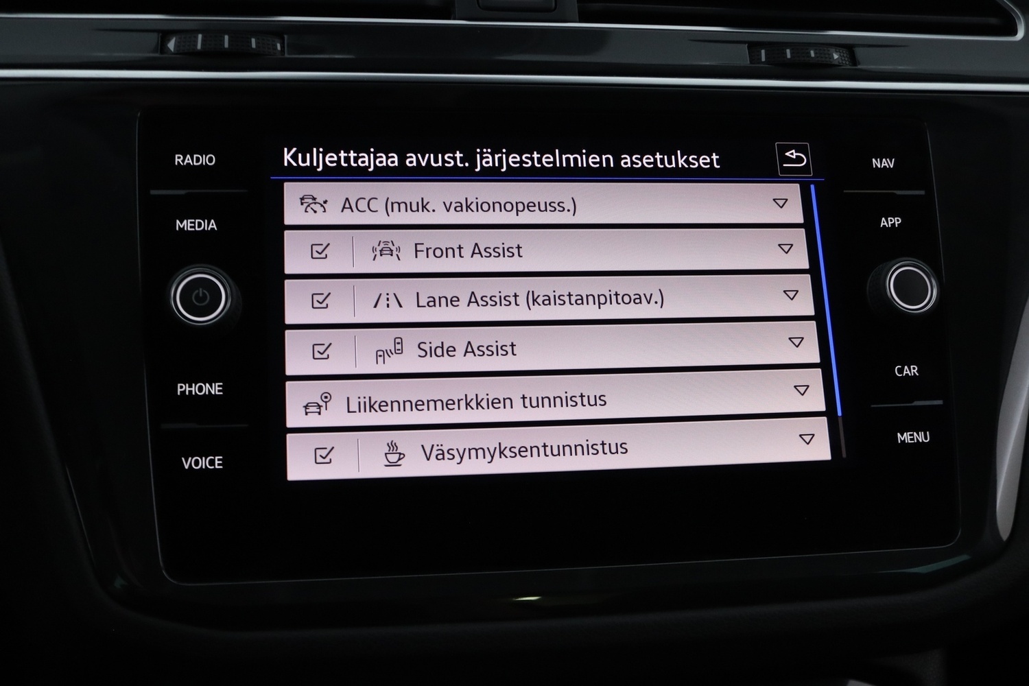 Volkswagen Tiguan vaihtoauto
