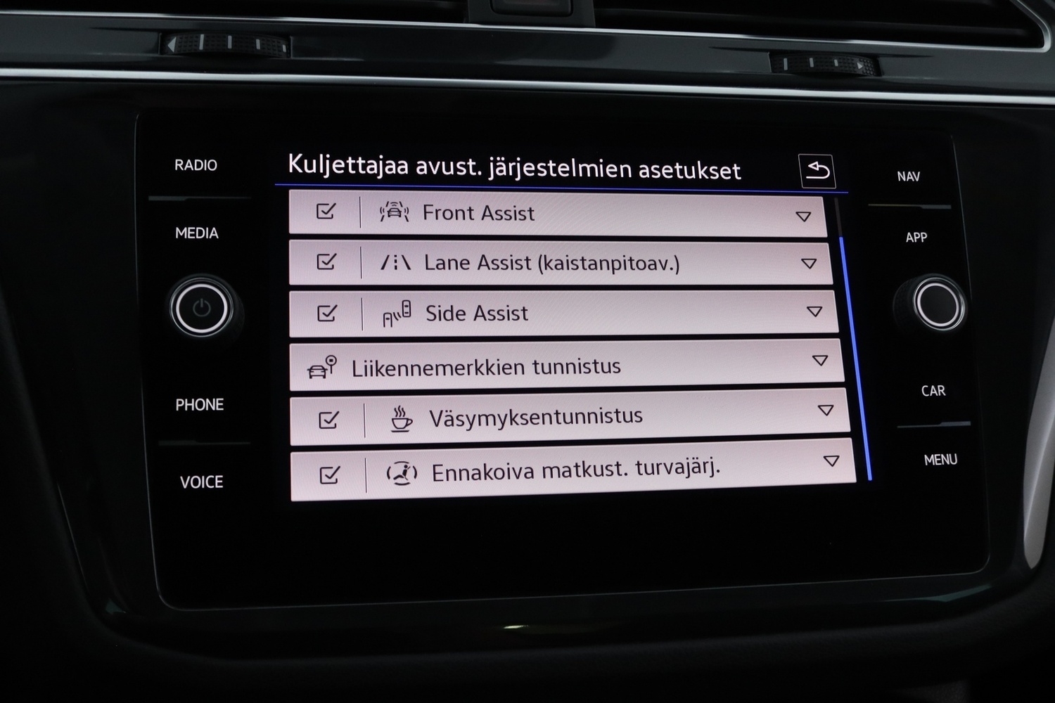 Volkswagen Tiguan vaihtoauto
