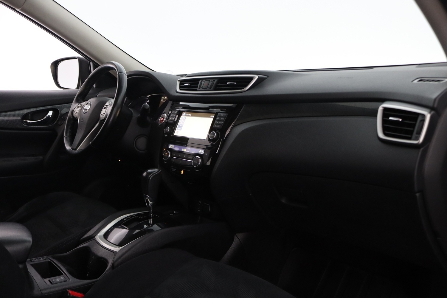 Nissan X-Trail vaihtoauto