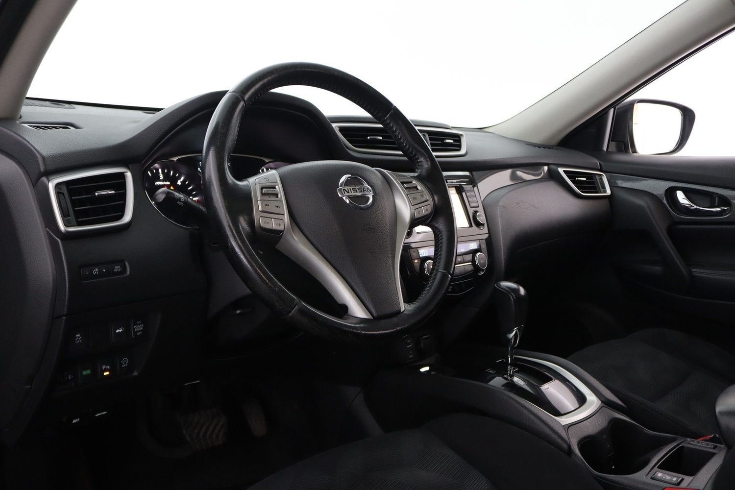 Nissan X-Trail vaihtoauto