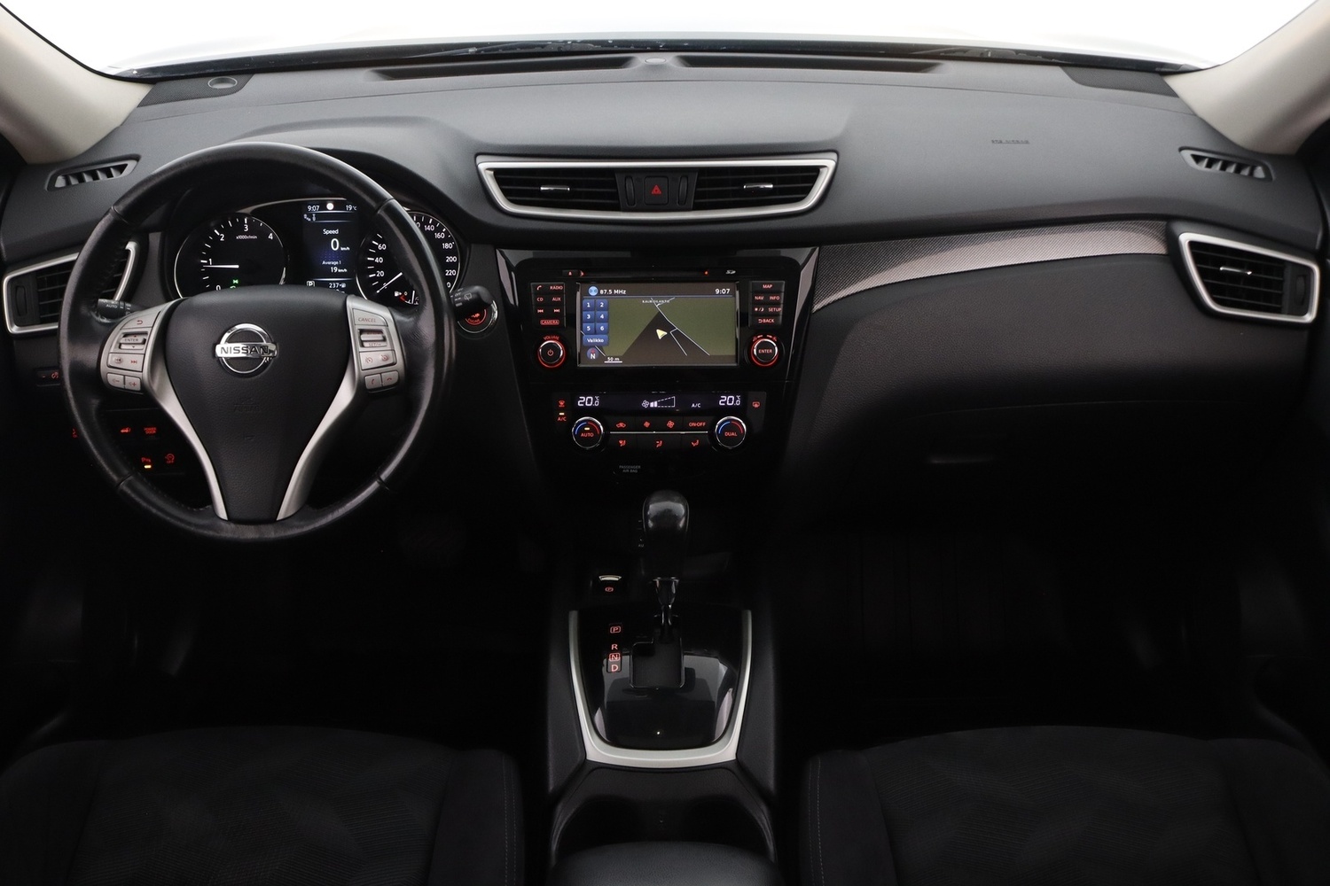 Nissan X-Trail vaihtoauto