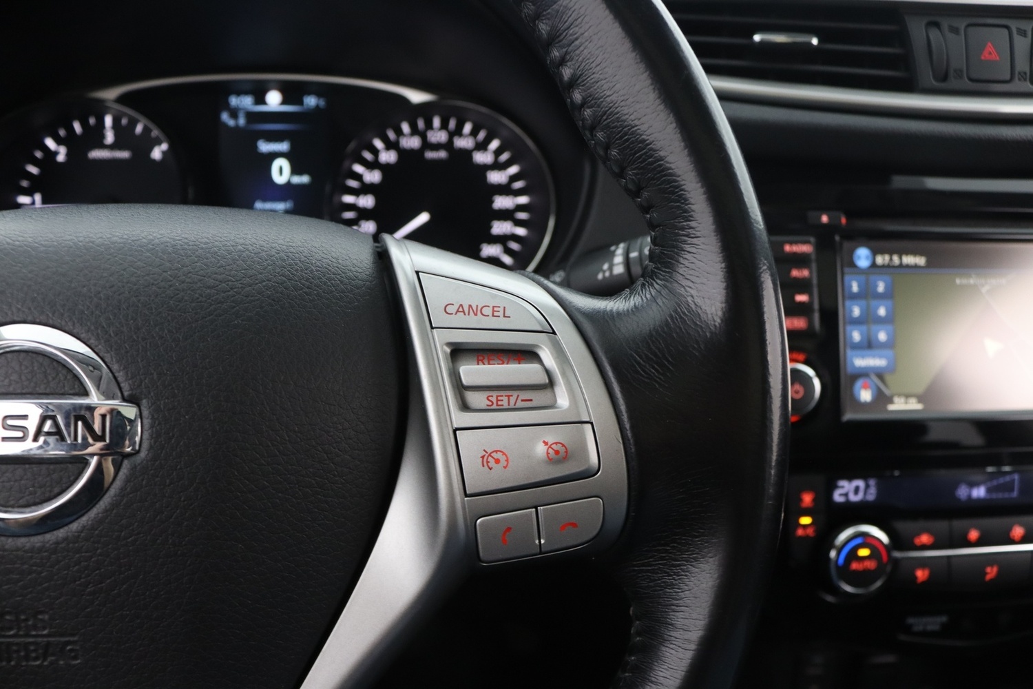 Nissan X-Trail vaihtoauto