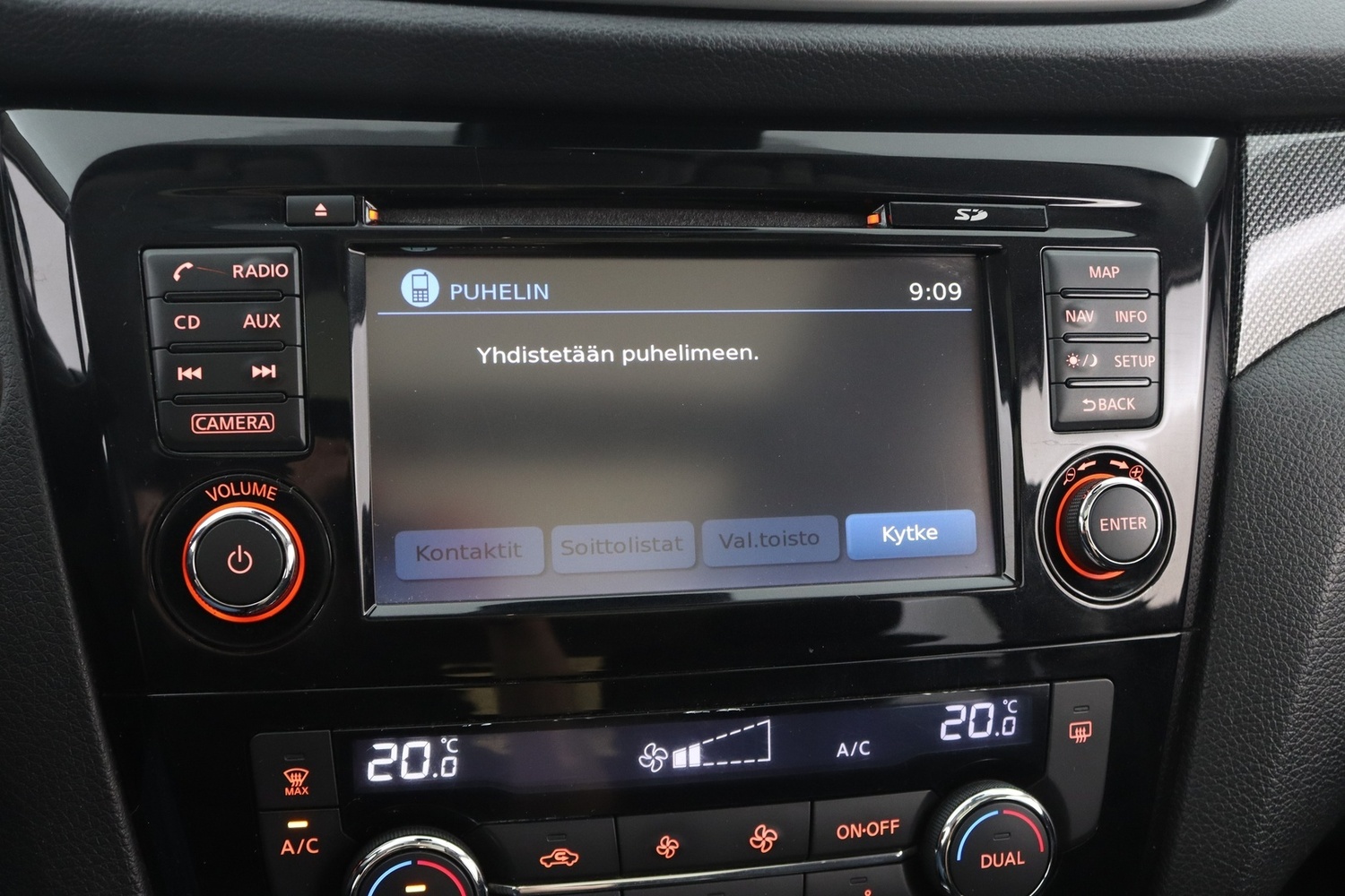 Nissan X-Trail vaihtoauto