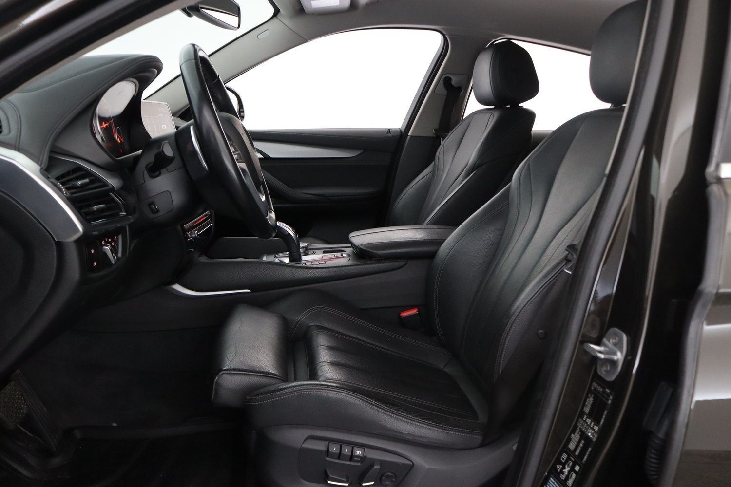 BMW X6 vaihtoauto