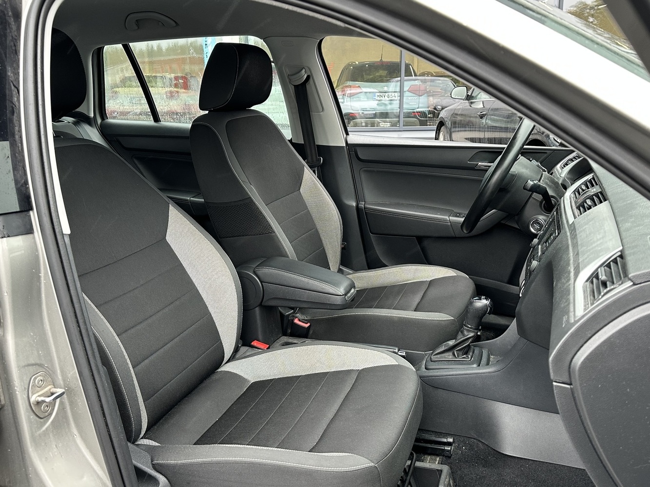 Skoda Rapid vaihtoauto