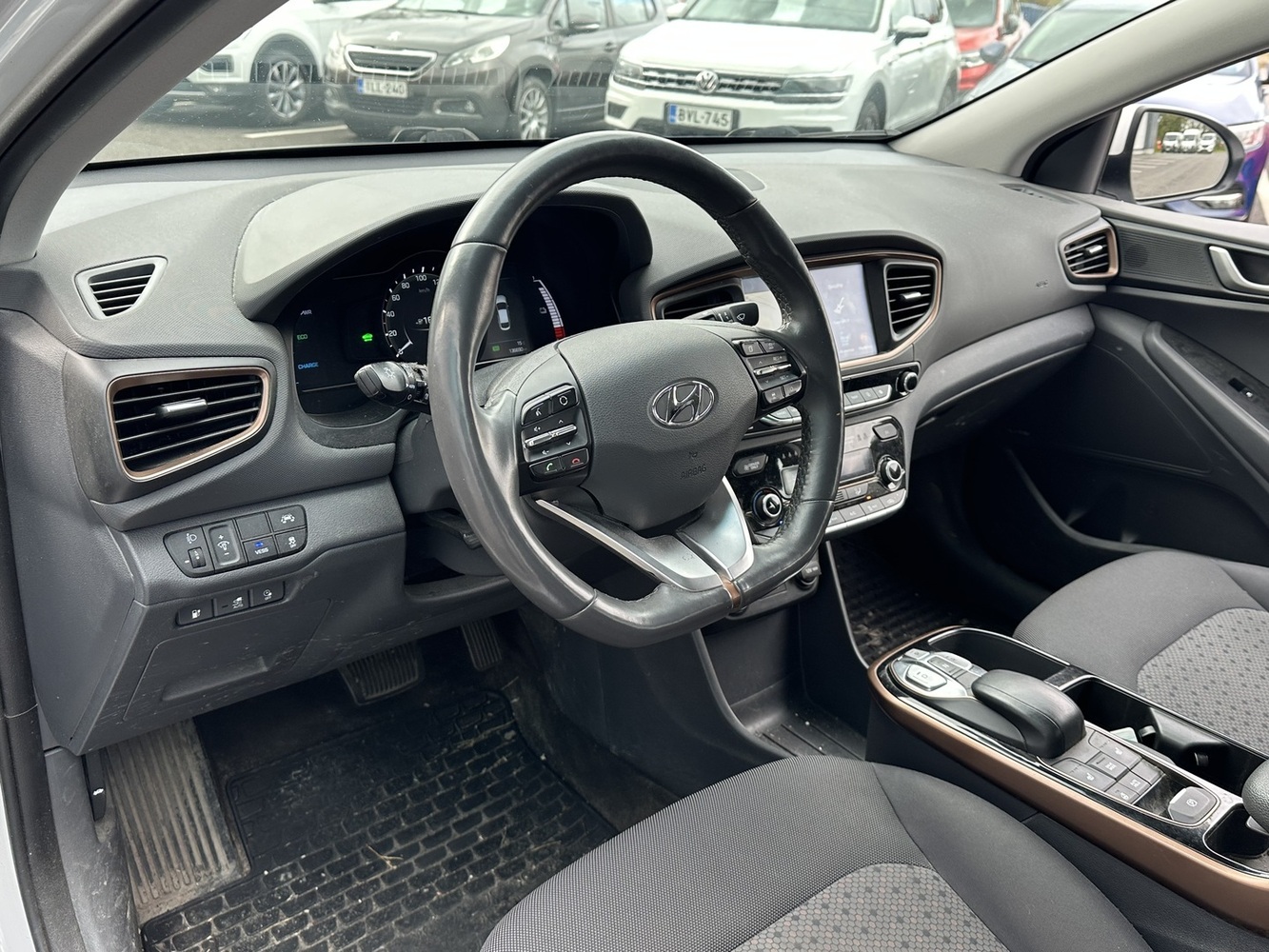 Hyundai IONIQ electric vaihtoauto