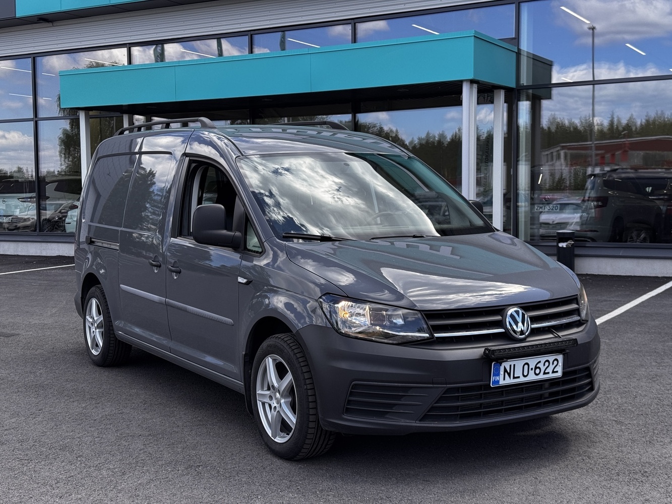 Volkswagen Caddy Maxi vaihtoauto
