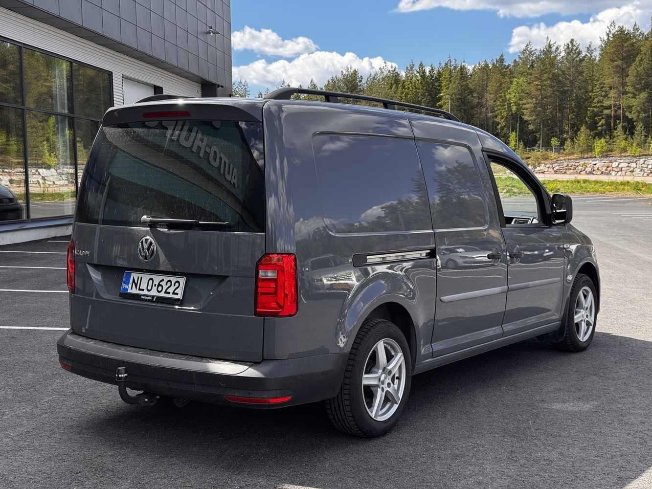 Volkswagen Caddy Maxi vaihtoauto