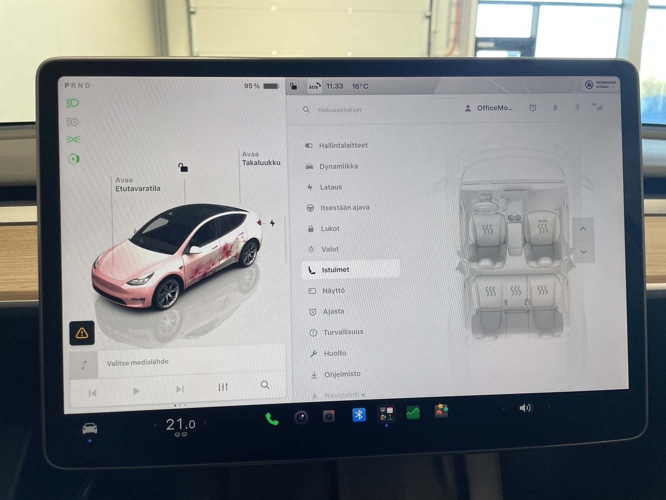 Tesla Model Y vaihtoauto