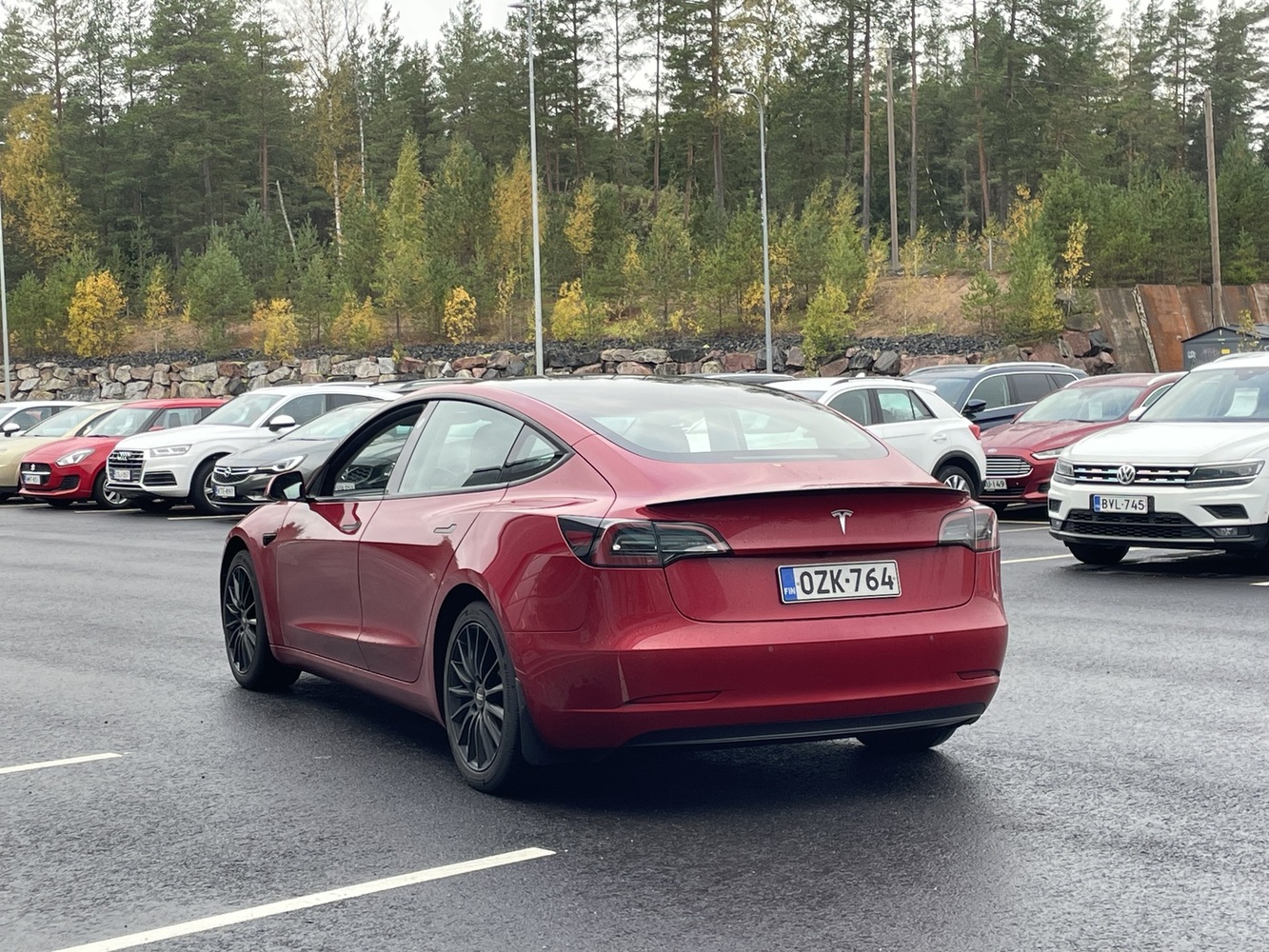Tesla Model 3 vaihtoauto