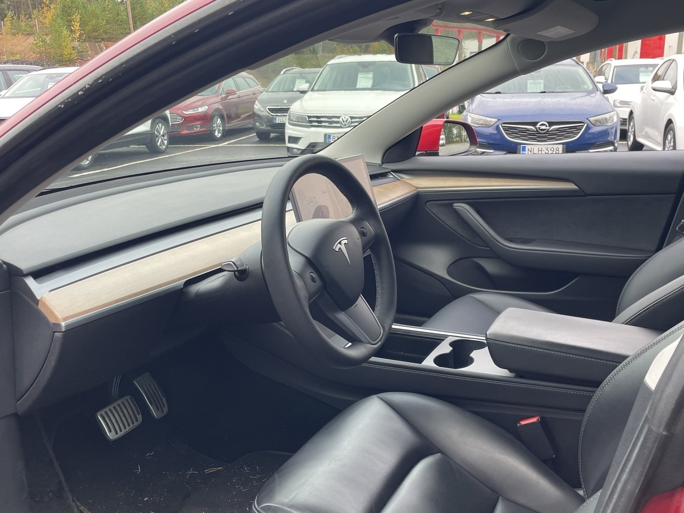 Tesla Model 3 vaihtoauto